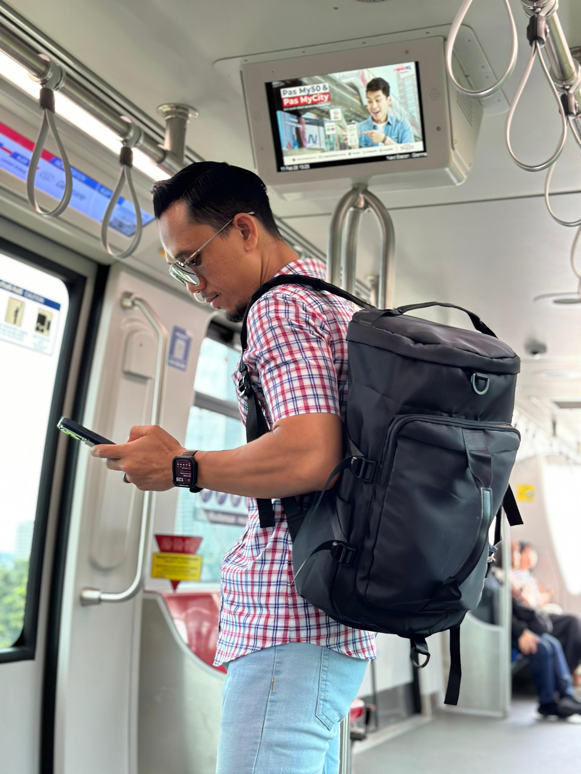 OmniDuffel360™️ Bag